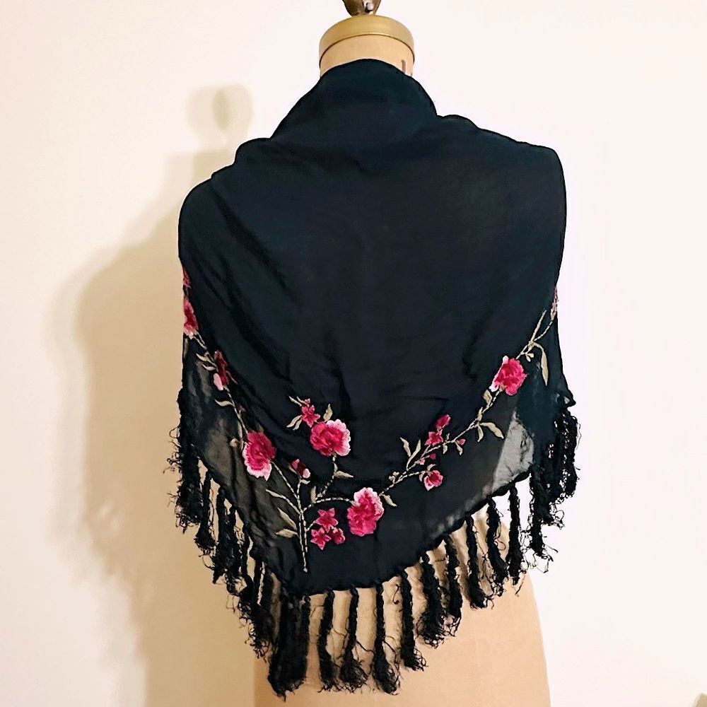 Vintage Black and red rose embroidered piano shawl triangular scarf